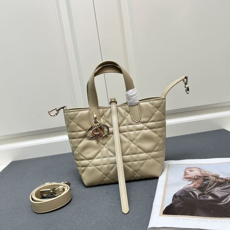D*or shopping bags